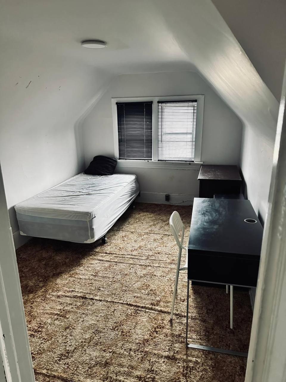 Rooms Available Downtown Winnipeg Extérieur photo